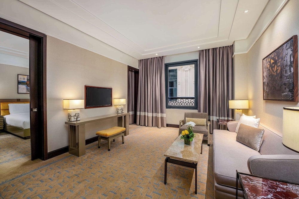 Suite, 1 Bedroom thumbnail 5