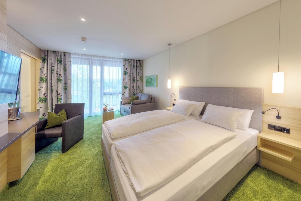 Premium Plus Zimmer B mit Balkon