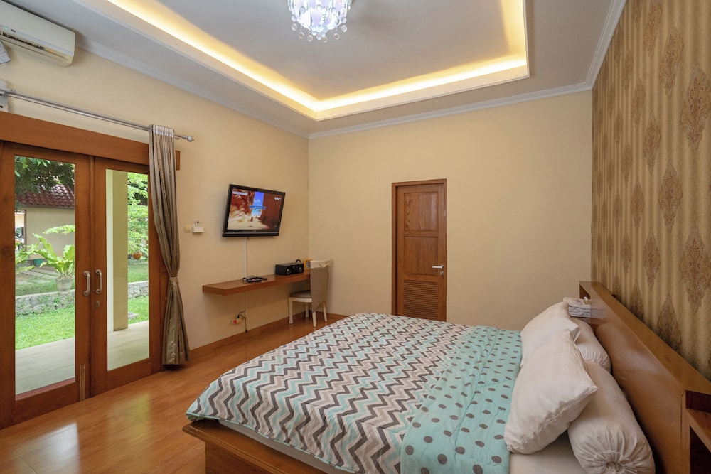 Classic Villa, 3 Bedrooms, Kitchen, Courtyard Area photo 1