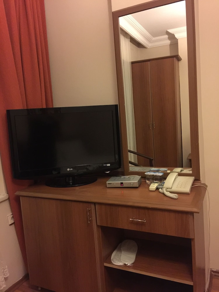 Standard Double Room photo 3