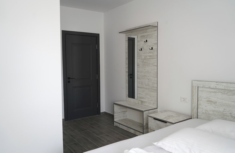 Classic Double Room, Balcony, Mountain View photo 1