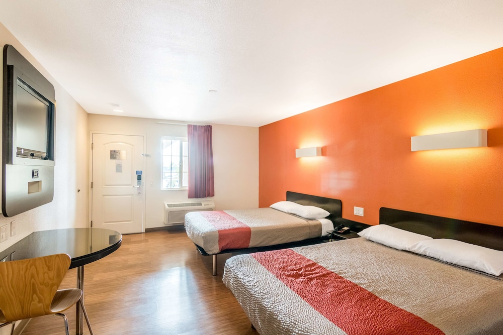 Standard Room, 2 Queen Beds, Non Smoking, Refrigerator & Microwave