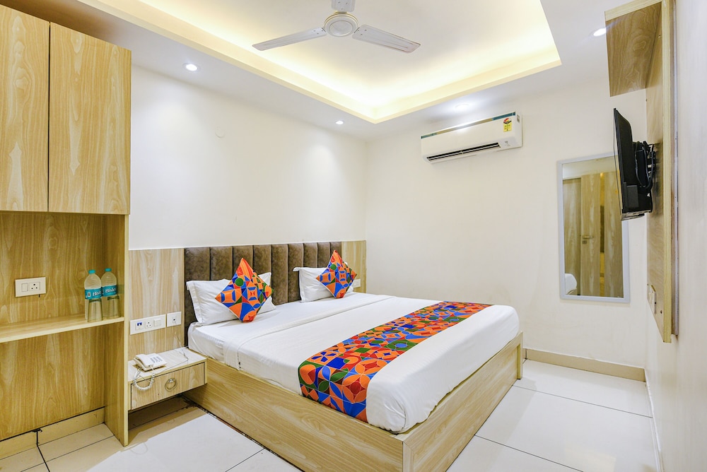 Deluxe Room - Photo 1