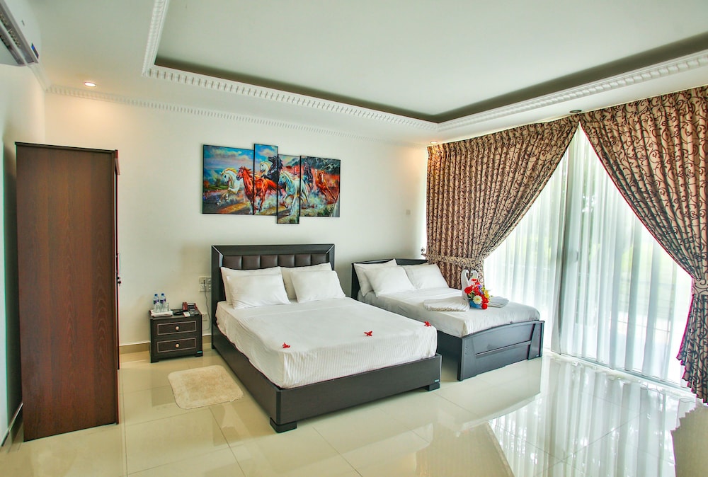 Deluxe Triple Room, Multiple Beds, Non Smoking photo 1
