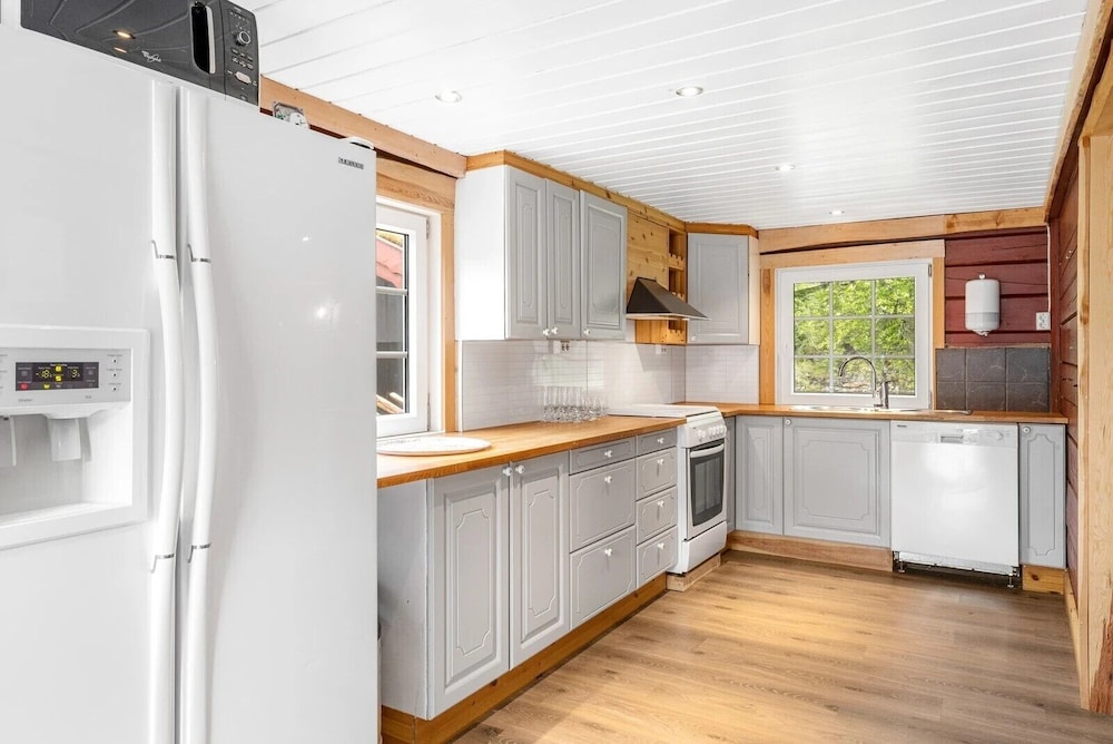 Family Cabin, Kitchen photo 1