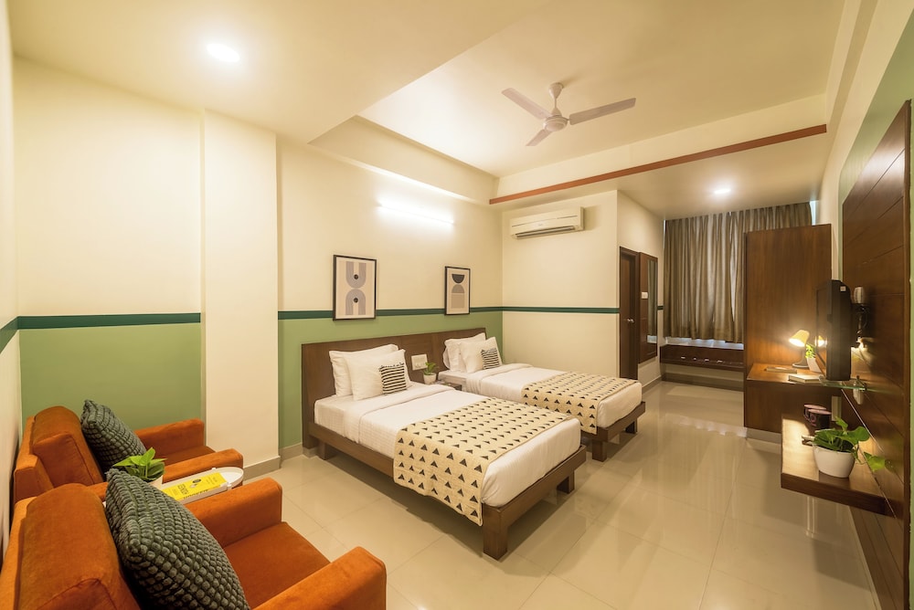 Standard Twin Room - Photo 1