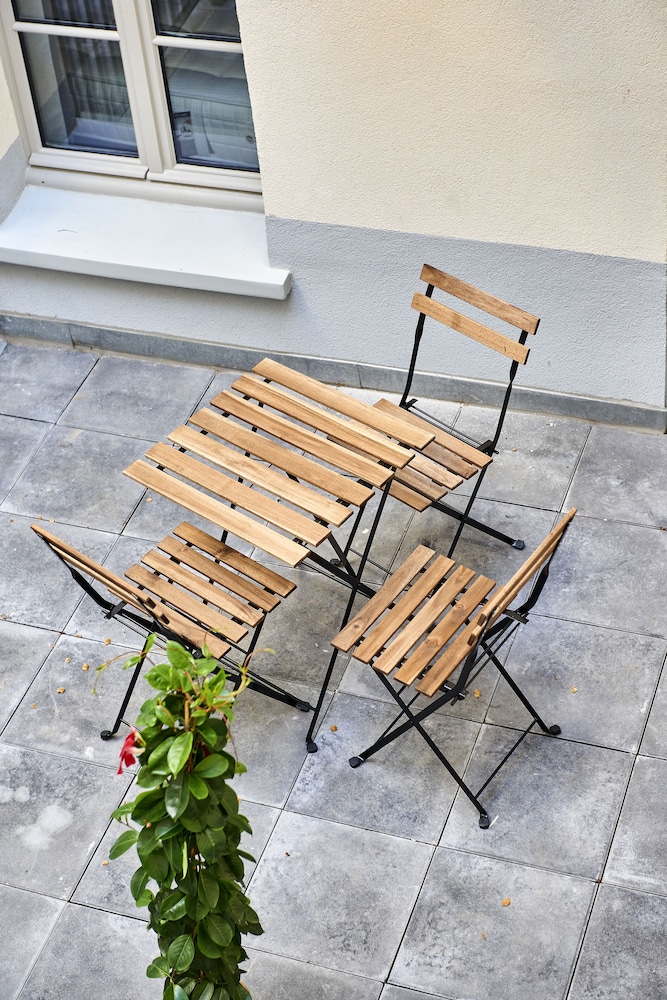 Deluxe Terrace Studio photo 3