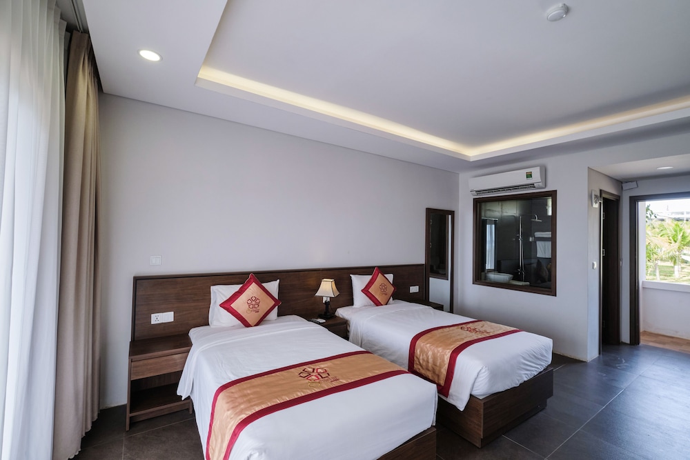 Connecting Garden Bungalow photo 3