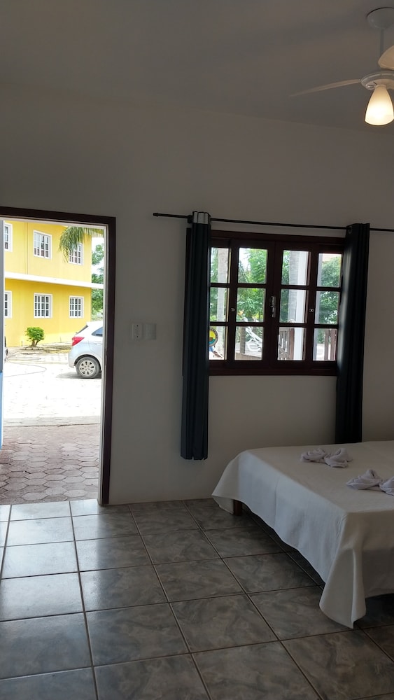 Standard Suite, Courtyard View photo 2