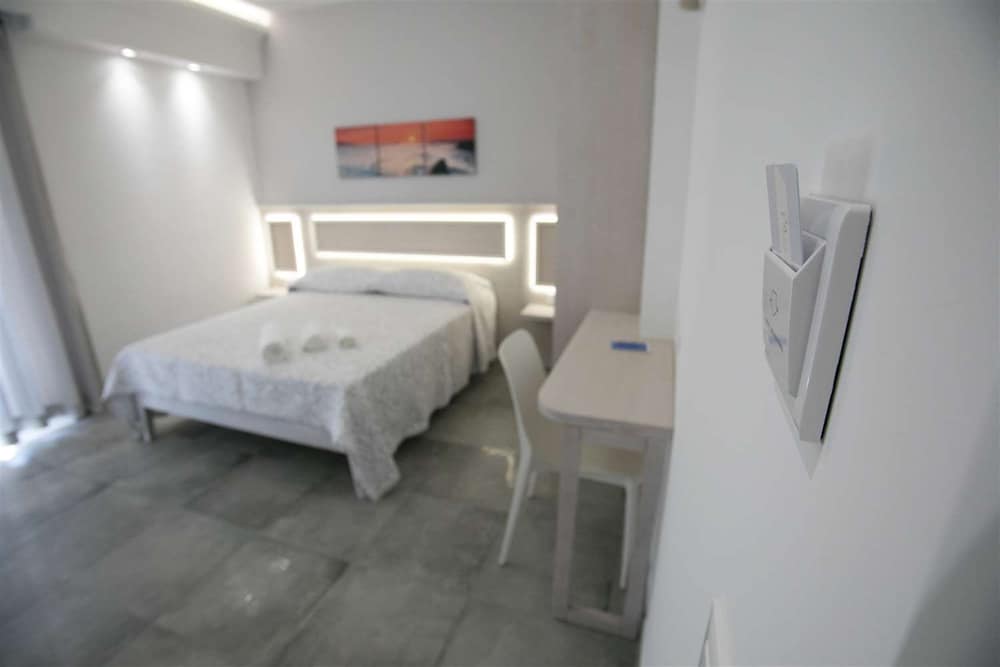 Double or Twin Room, Balcony