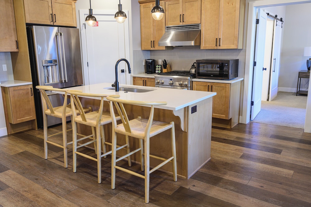 Luxury Suite, 2 Bedrooms, Accessible photo 2