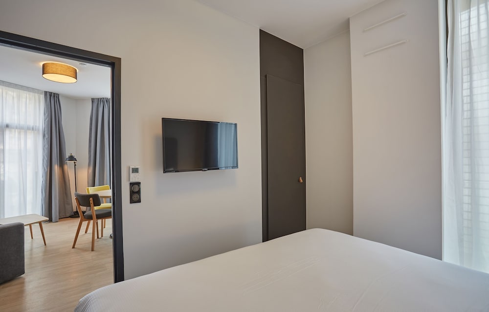 Apartment - Photo 1
