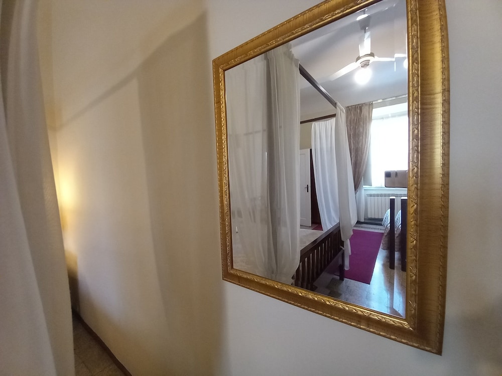 Comfort Quadruple Room, Private Bathroom photo 2