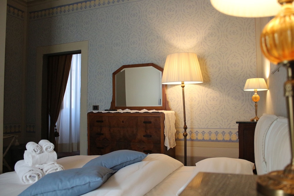 Room, Multiple Beds (Dante) photo 2