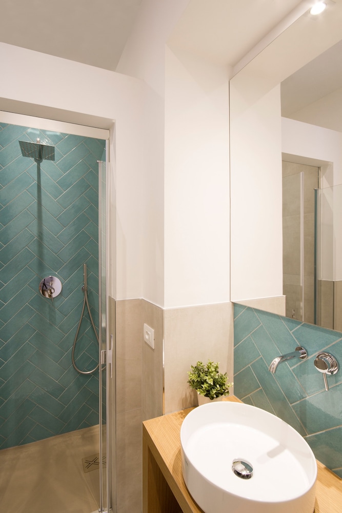 Superior Room - Photo 11