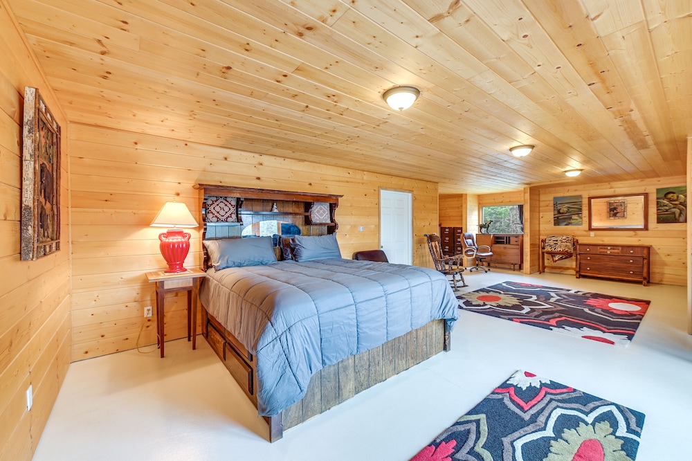 House (4 Bedrooms) photo 1