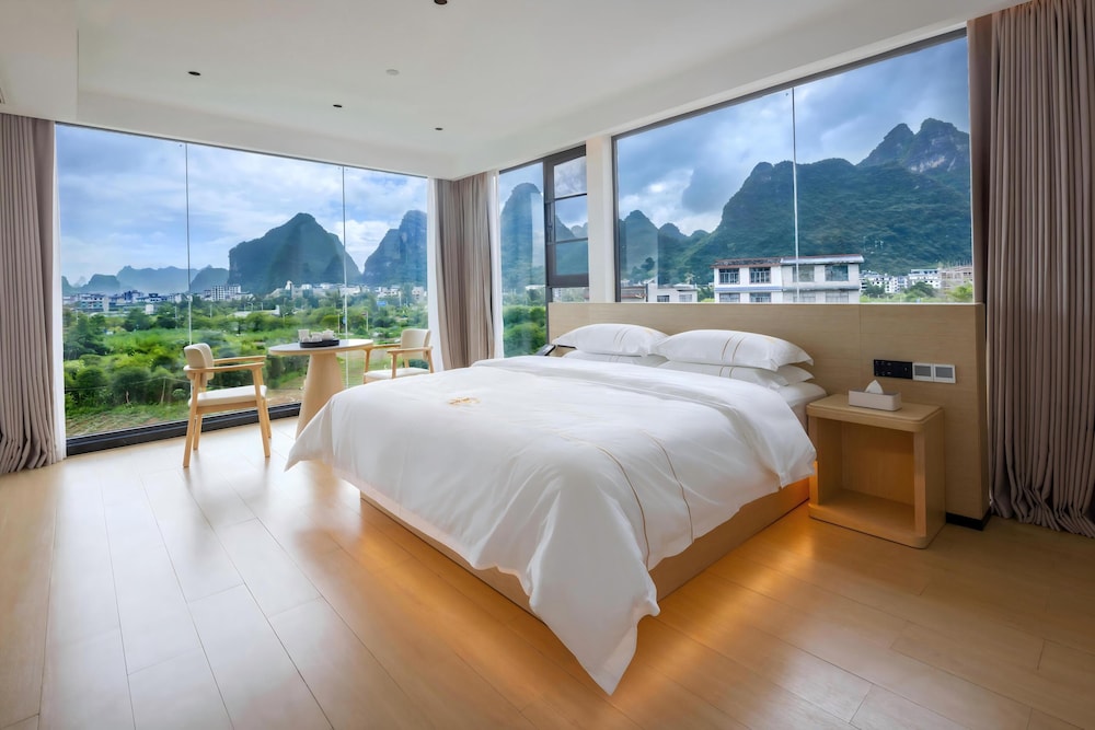 Luxury Double Room, Mountain View