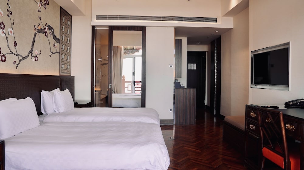 Superior Room (Superior Room-Side View)