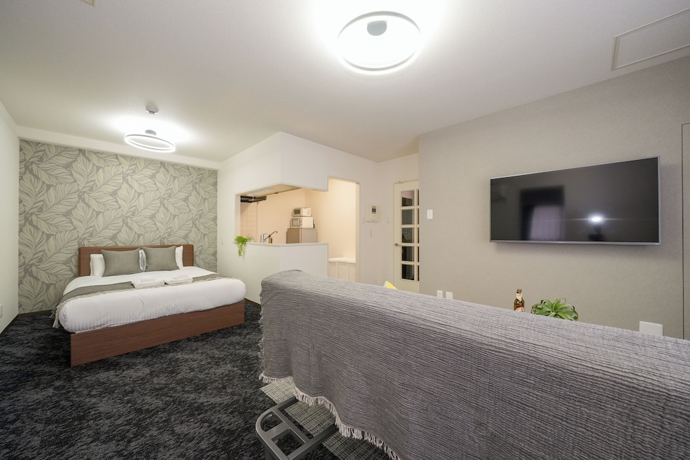 Deluxe Suite - Photo 17