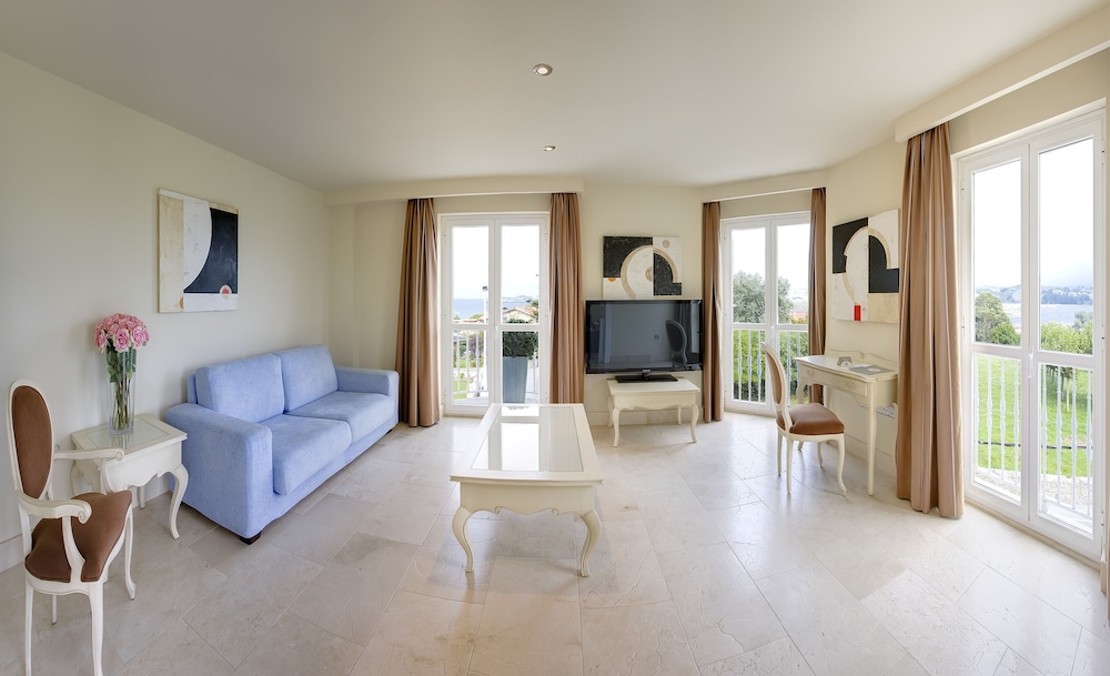 Double Room - Photo 4