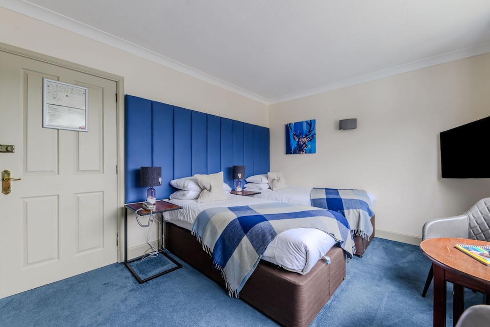 Twin Room (Loch View) photo 1