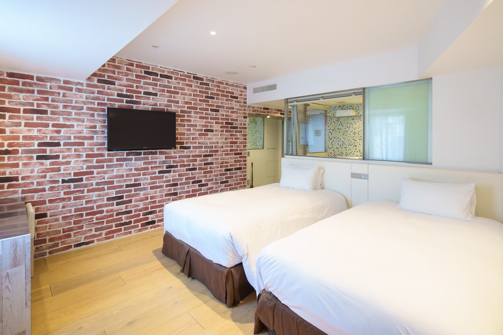 Factory Modern Twin Comfort, Non-Smoking, No extra bed(Max 2 adults, child 0-6 years old free) photo 1