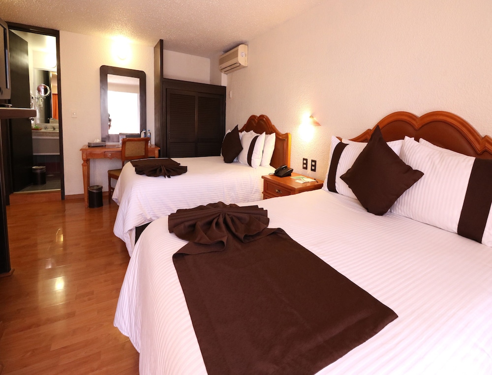 Room, 2 Double Beds (Preferencial)