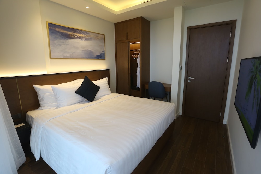 Grand Suite, Ocean View - Photo 2