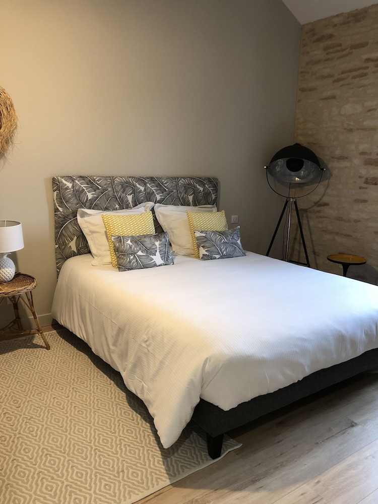 Double Room, 1 Queen Bed, Non Smoking photo 1