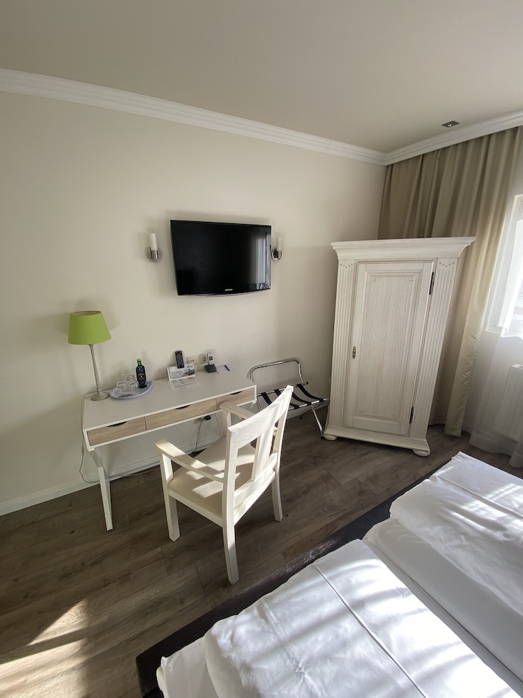 Superior Double Room - Photo 9
