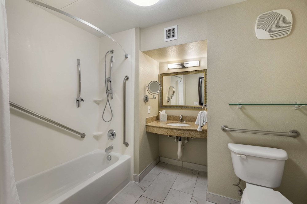 Suite, 2 Queen Beds, Accessible, Refrigerator & Microwave (Walk-in Shower, Single Sofabed) thumbnail 5