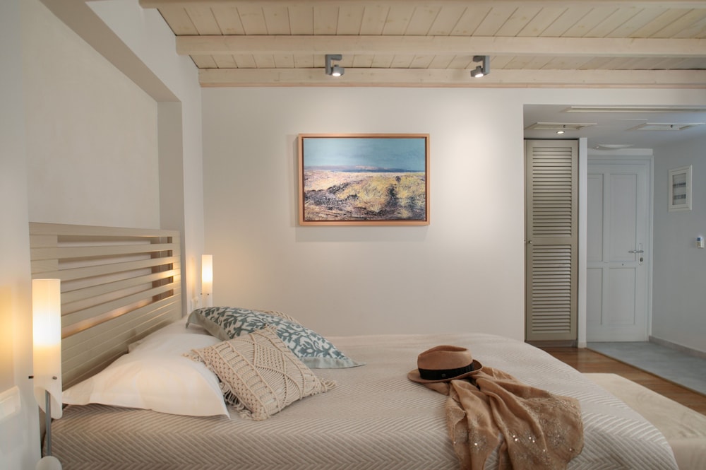 Superior Suite - Photo 2