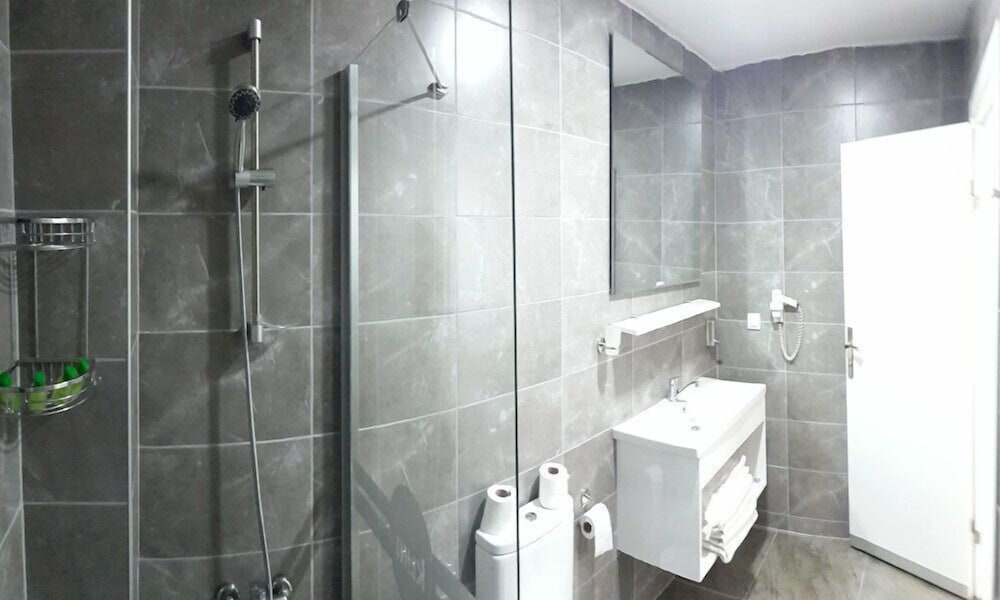 Standard Double or Twin Room photo 3