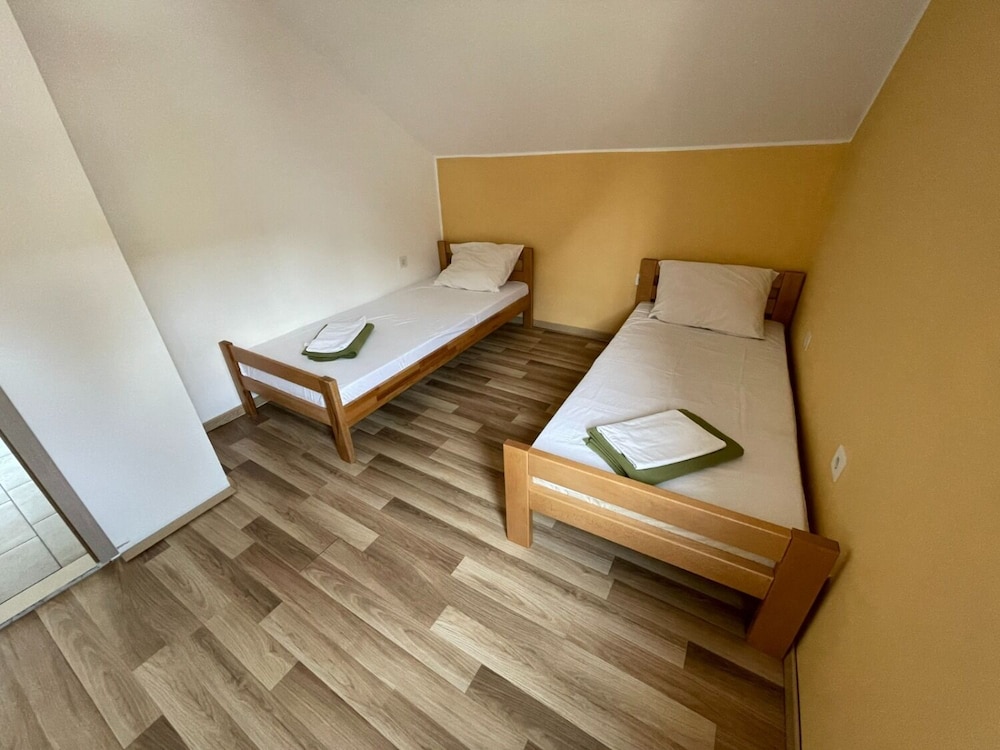 Apartment (Jenny - 300m To The Beach - A1(6)) photo 1