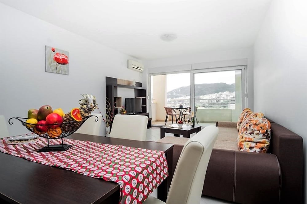 Apartment, 2 Bedrooms (3)