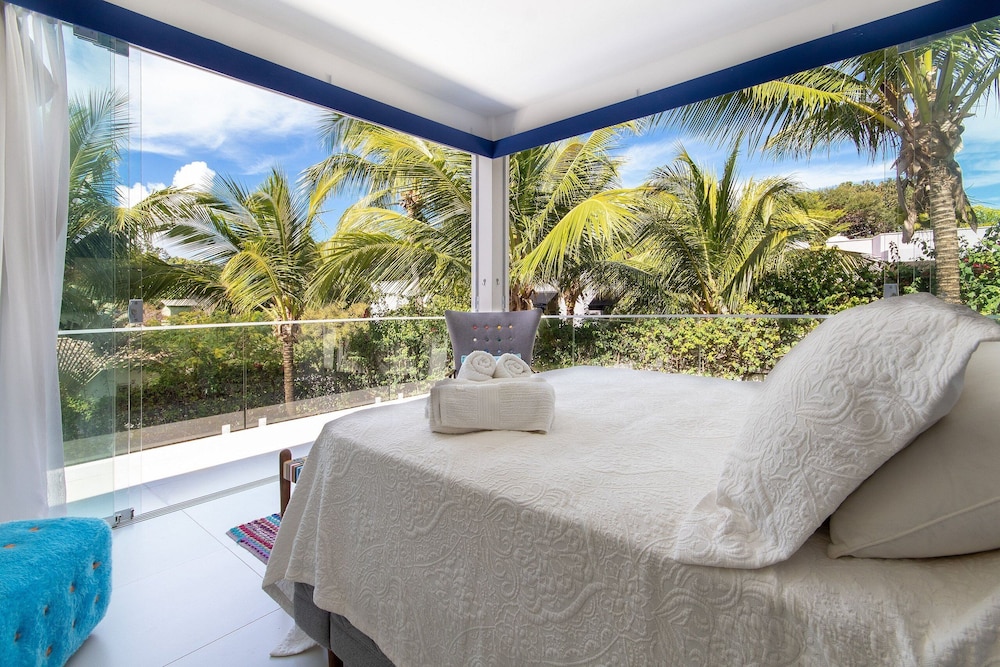 Luxury House photo 3