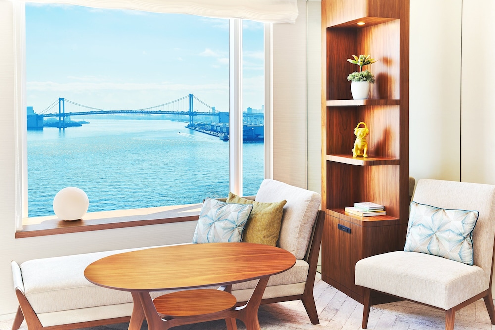 Premium Room, 1 King Bed, Club Lounge Access, Bay View (Japanese)