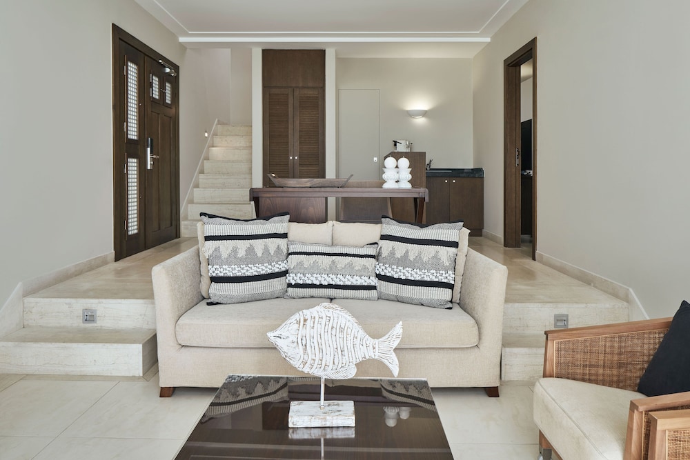 Villa with Private Pool Sea View - Photo 7