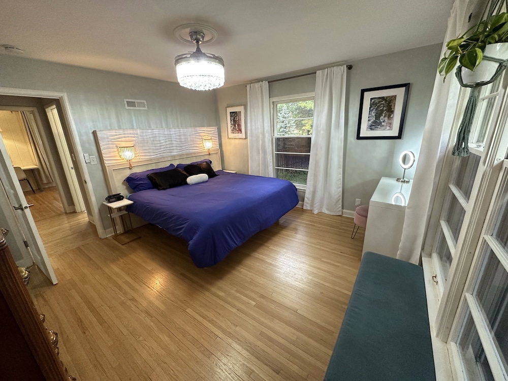 House, 4 Bedrooms