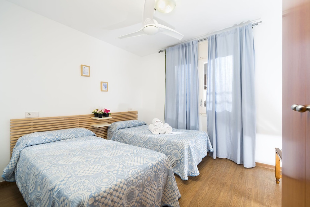 Apartment, 1 Bedroom, Sea View (4 Adults) - Photo 4