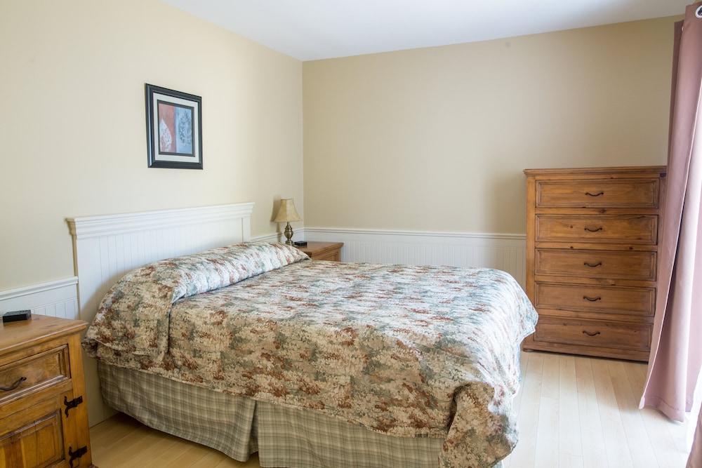 Standard Cottage, 2 Bedrooms, Non Smoking (Economy 2 Bedroom Cottage) photo 1