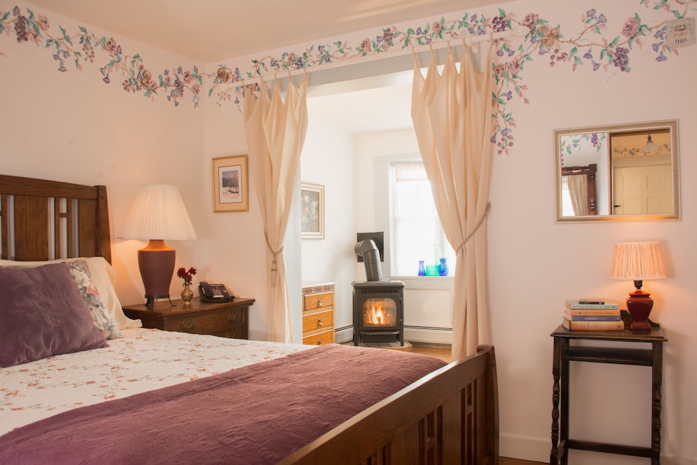 Stetson Suite (Using stairs is required for this guest room) photo 1