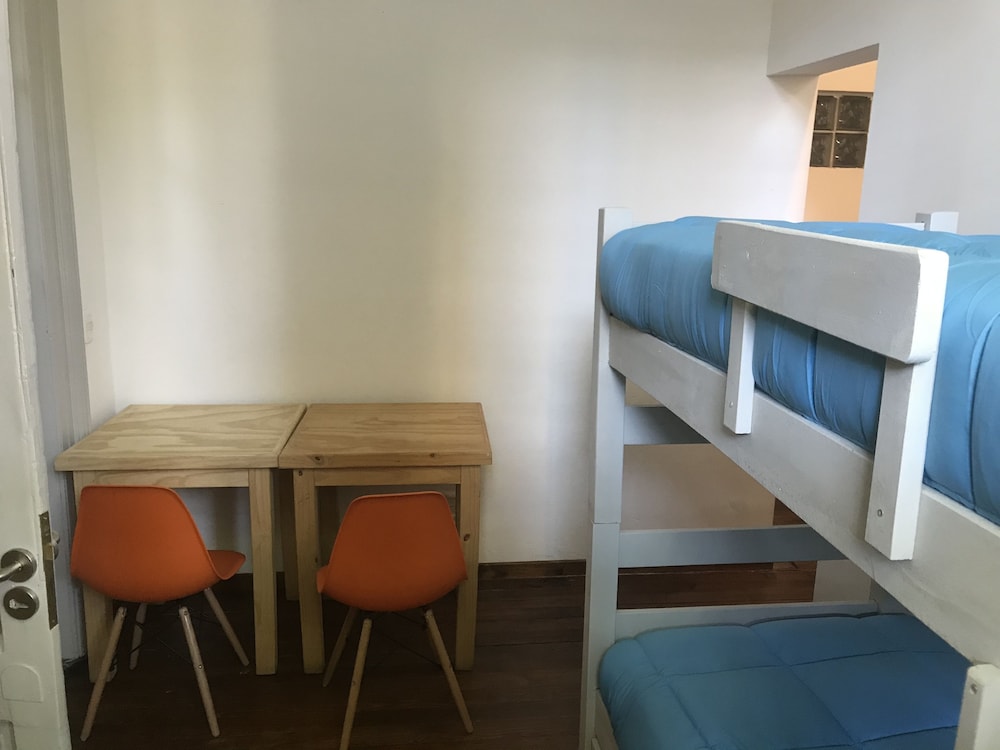 Shared Dormitory, Mixed Dorm (No air conditioning) photo 1