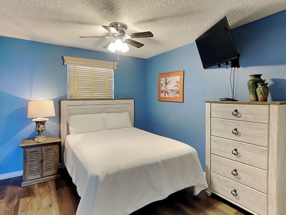 Condo, 1 Queen Bed with Sofa bed, Hot Tub, Ocean View (#1103 - No Pets)