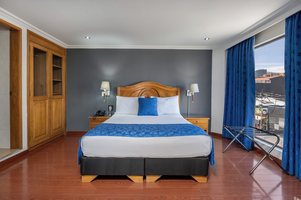 Junior Room, 1 Queen Bed - Photo 9