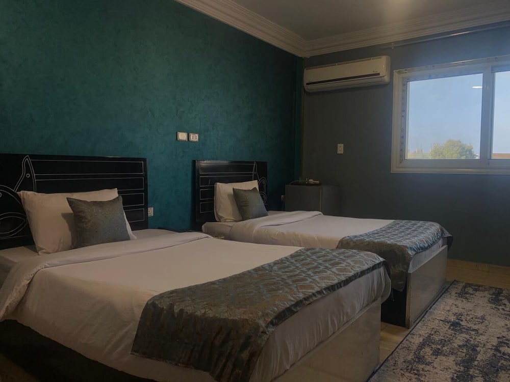 Standard Twin Room photo 3