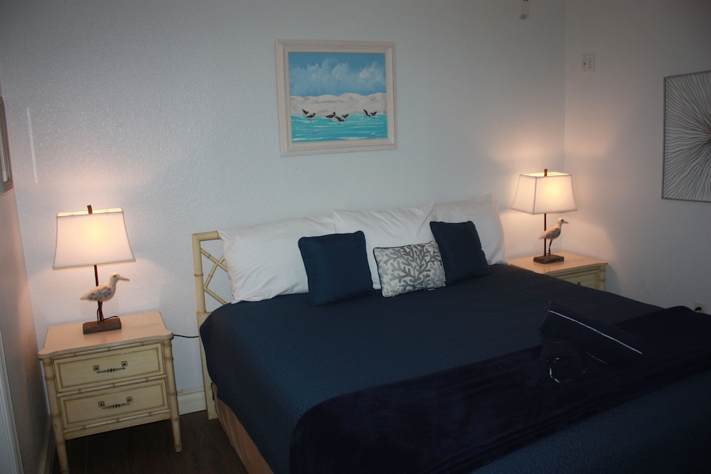 Luxury Villa, Multiple Beds, Garden View