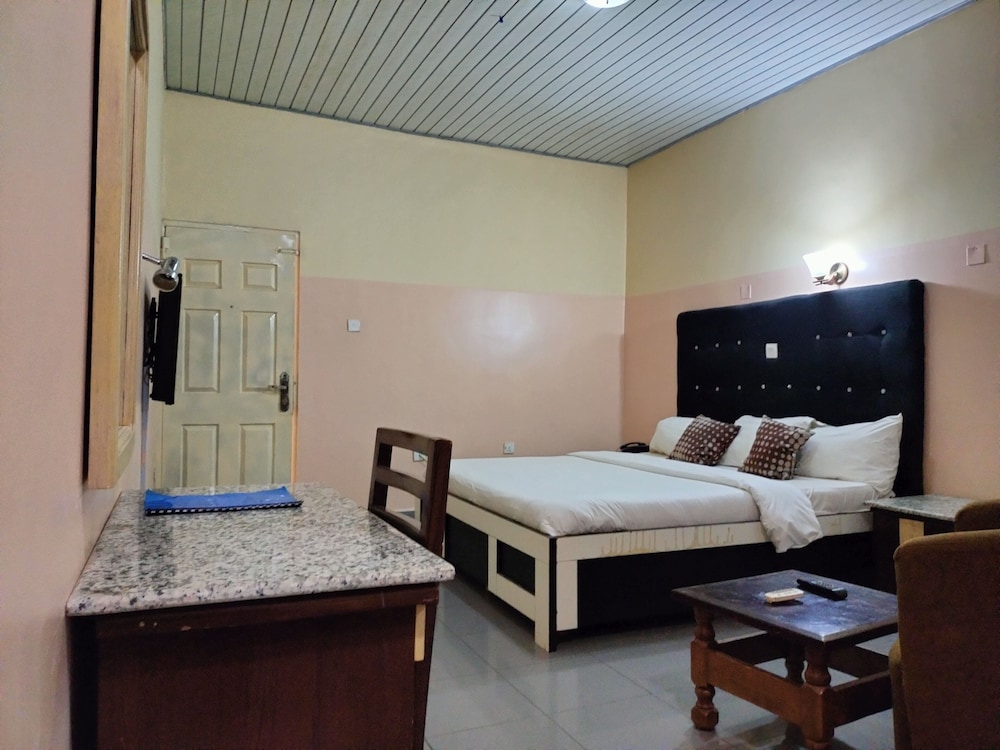 Standard Double Room - Photo 1