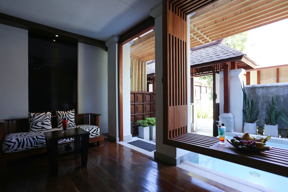 Plunge Pool Suite - Photo 3