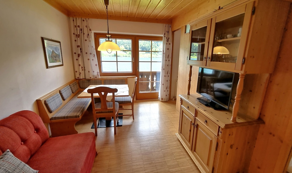 Apartment, 2 Bedrooms, Balcony, Lake View (incl. Cleaning fee) photo 2
